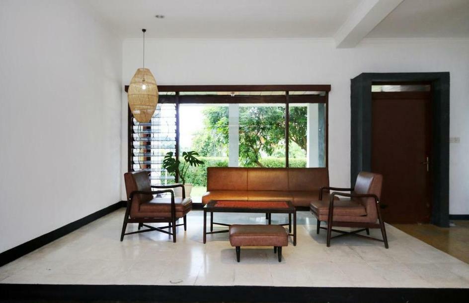 Rarem Bed & Breakfast Bandar Lampung Luaran gambar