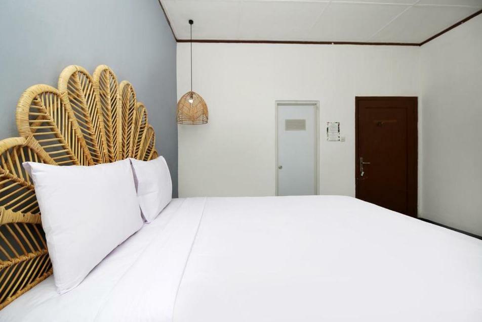 Rarem Bed & Breakfast Bandar Lampung Luaran gambar