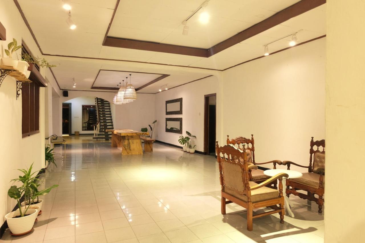 Rarem Bed & Breakfast Bandar Lampung Luaran gambar